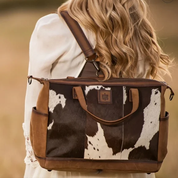 Cowhide Tote - Picture 2 of 7